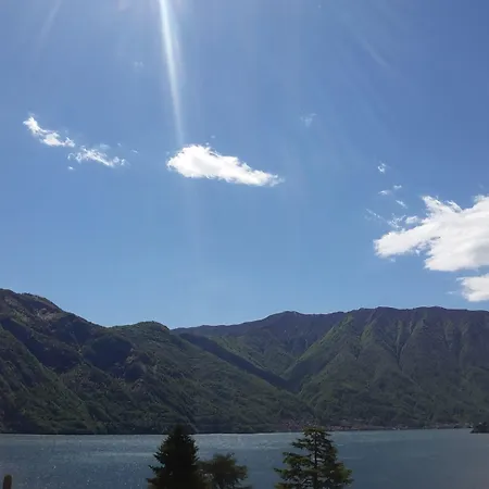 Ξενοδοχείο Lario