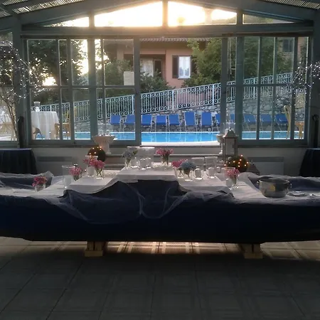 Lario מלון Mezzegra