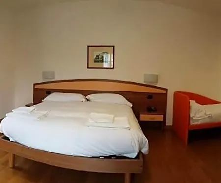 Lario 3* Mezzegra