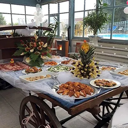 Hotel Lario 3*