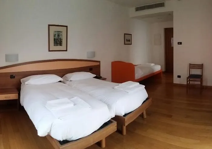 Hotel Lario Mezzegra