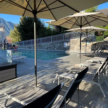 Hotel Lario