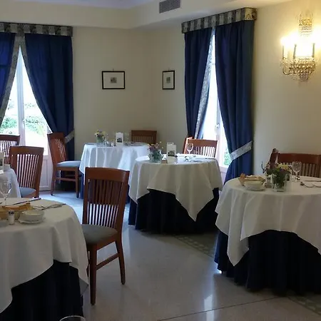 Lario Hotel