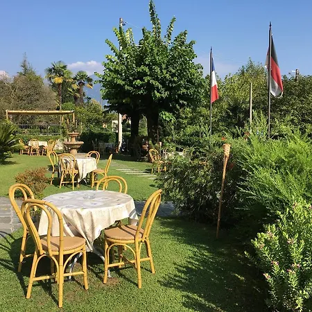 Lario Hotel 3*