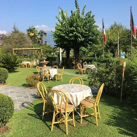 Lario Hotel